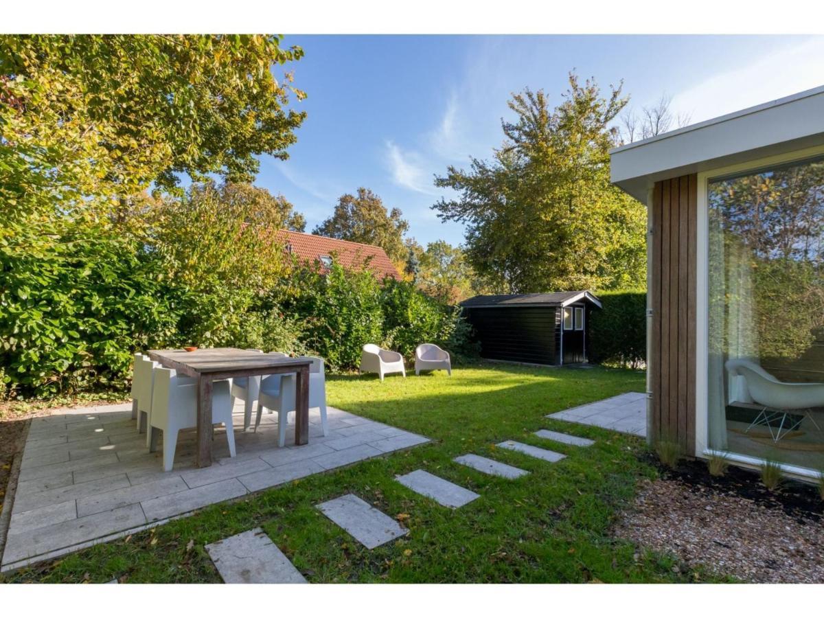 Beautiful Holiday Home With Sauna In A Quiet Wooded Area In Oostkapelle Kültér fotó